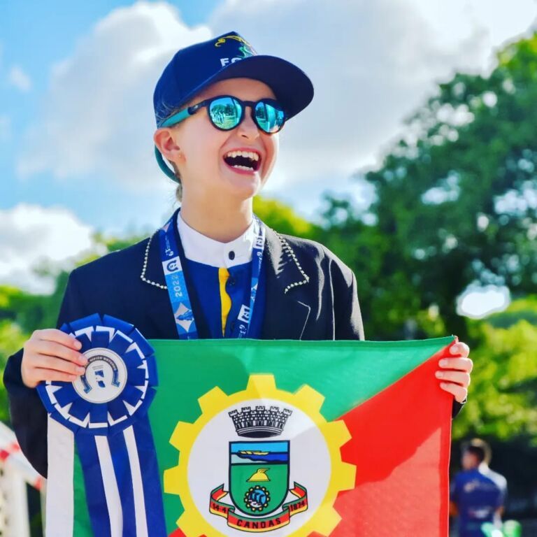 Conheça a jovem atleta de Canoas que é promessa do hipismo brasileiro