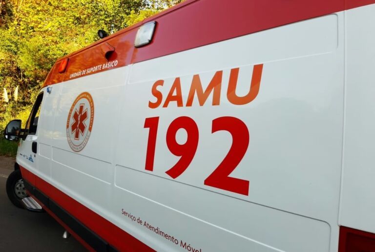 Homem é atropelado por ônibus