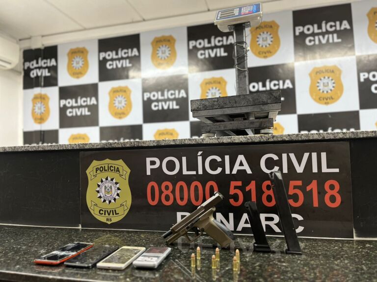 Polícia prende homem com arma turca de numeração raspada