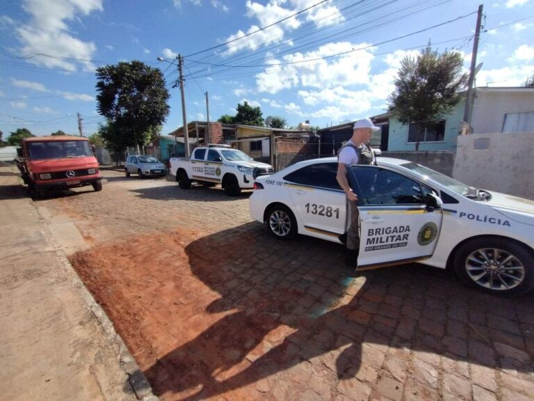 Pedreiro é alvo de ataque a tiros e para no hospital