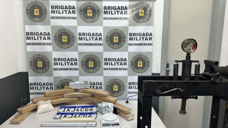 Casal é preso pela polícia com mais de 10 quilos de maconha
