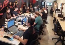 Empresa de logística emergencial aérea completa 20 anos