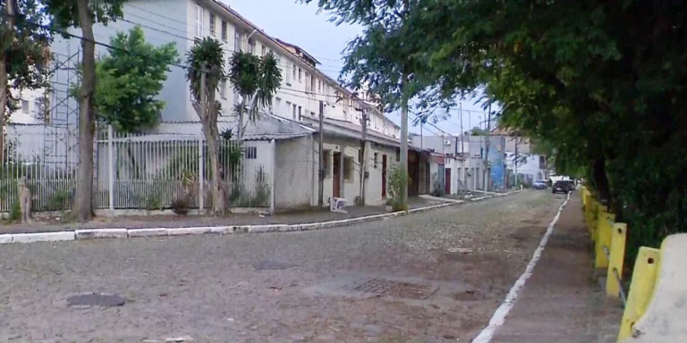 Homem mata vizinho a pauladas e acaba na cadeia