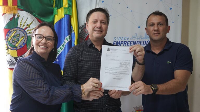 Nova Santa Rita vai pagar o piso nacional do magistério, anuncia Battistella