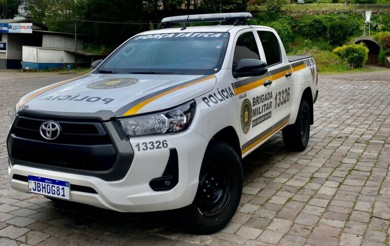 Criança de 7 anos é atingida tiros