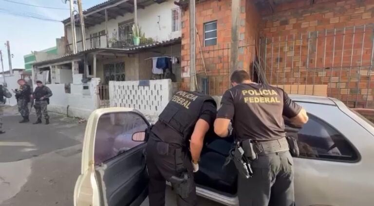 Criminosos de Canoas são presos em funerária após assalto em depósito