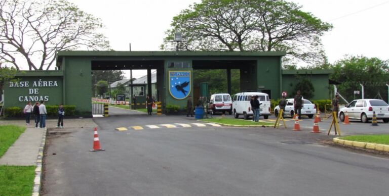 Já pensou em trabalhar na Base Aérea? Tem vaga aberta em Canoas