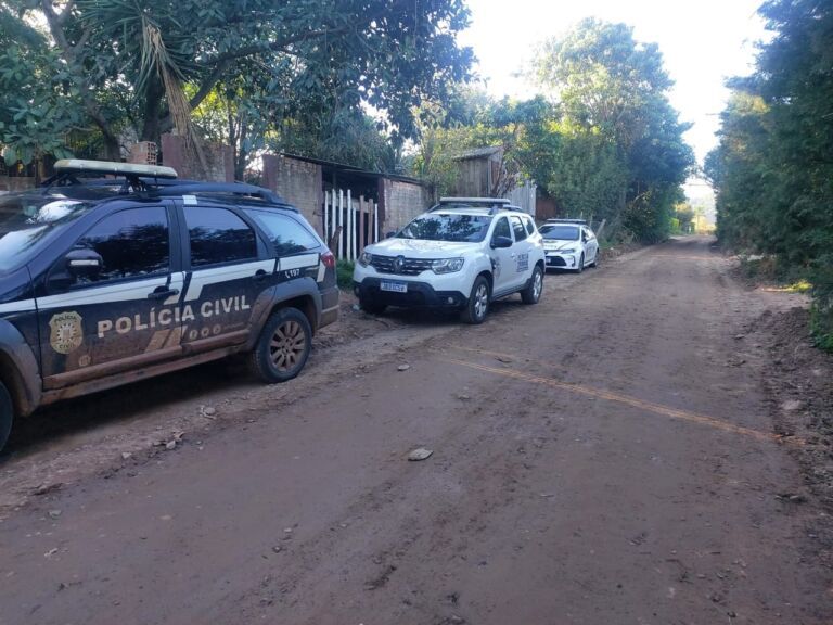 Adolescente é morto com mais de 5 tiros