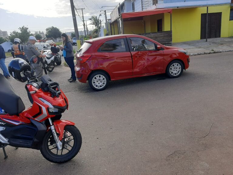 Motociclista fica ferido após acidente com carro em Canoas
