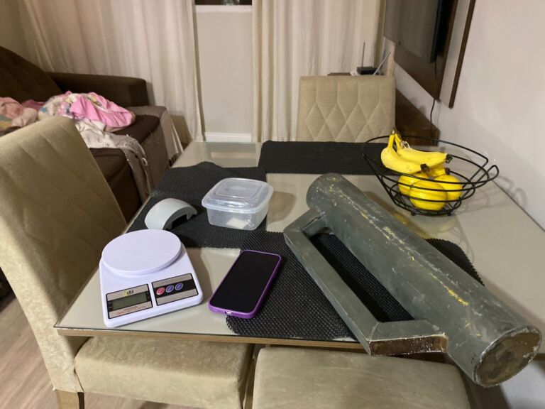 Delegado explica como funcionava esquema de extorsão contra moradores da Mathias, em Canoas