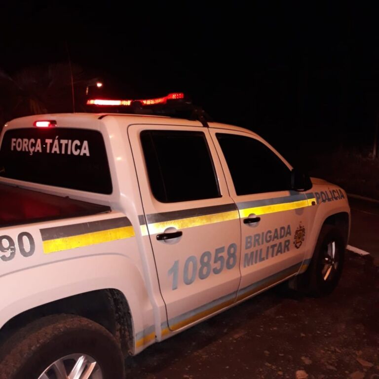 Homem é morto a tiros no meio da rua; Um dos tiros atingiu a nuca