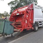 Coleta mecanizada melhora a qualidade de vida no trabalho dos coletores de lixo