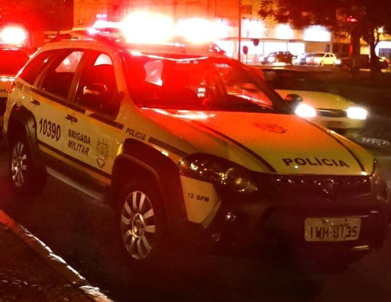 Bandidos invadem casa, rendem grupo de senhoras e roubam pertences