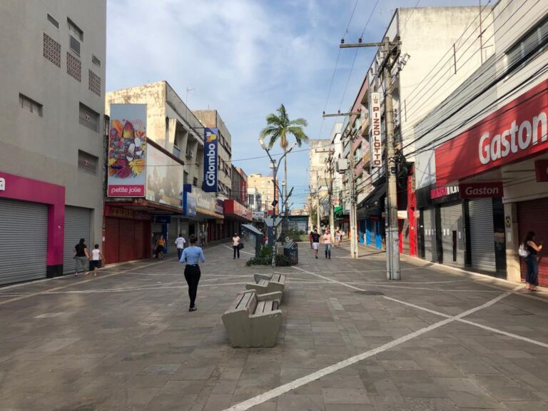 Canoas tem diversos serviços gratuitos para a população neste feriado