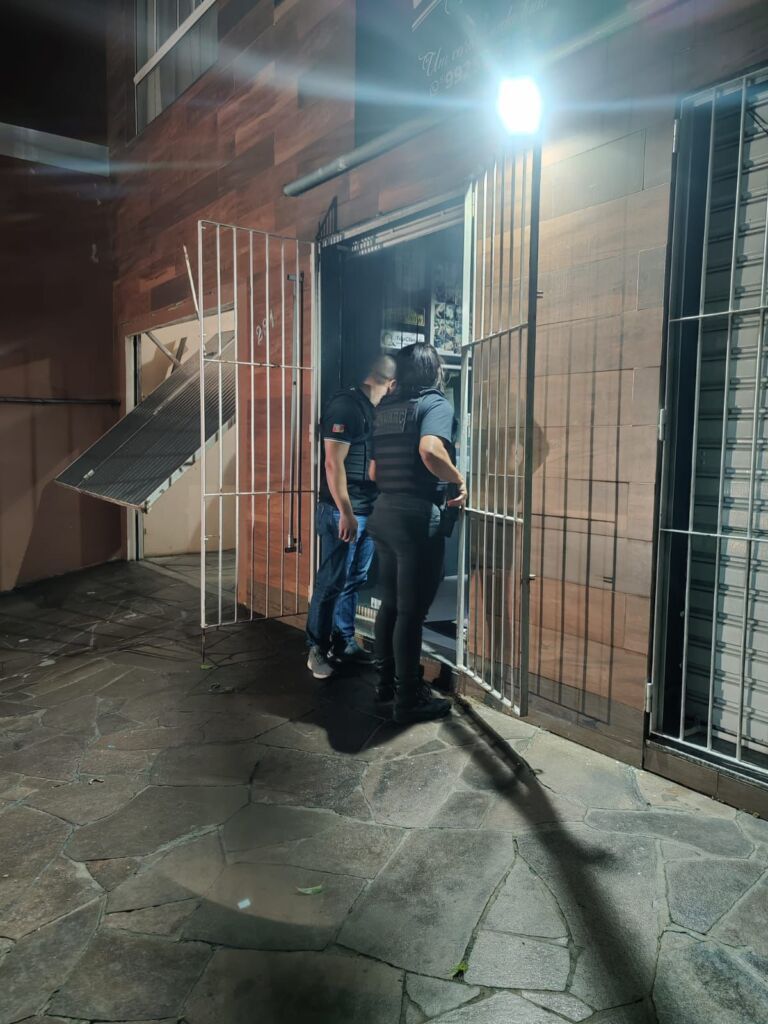 Polícia Civil faz operação em Canoas contra traficantes que usam transportadoras e até os Correios para levar drogas