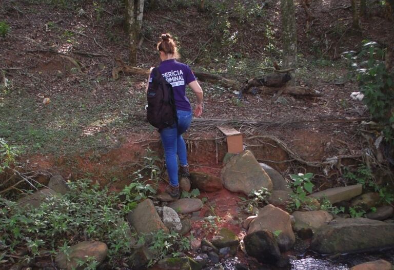 Jovem é encontrado morto com tiro na cabeça