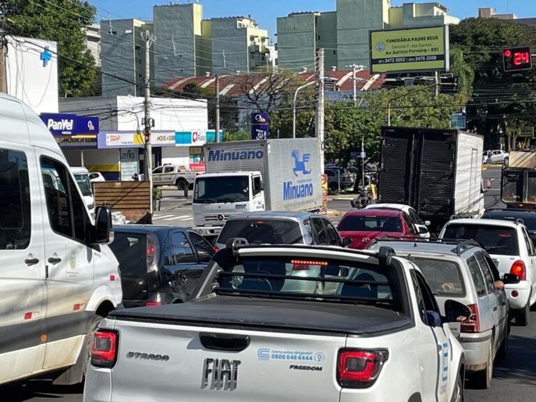 Carros vão ser vendidos por menos de R$ 10 mil em Canoas