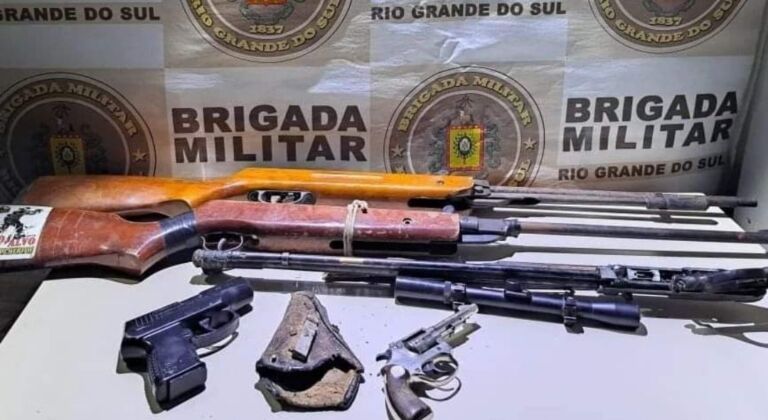 Homem tenta matar esposa e filha a tiros