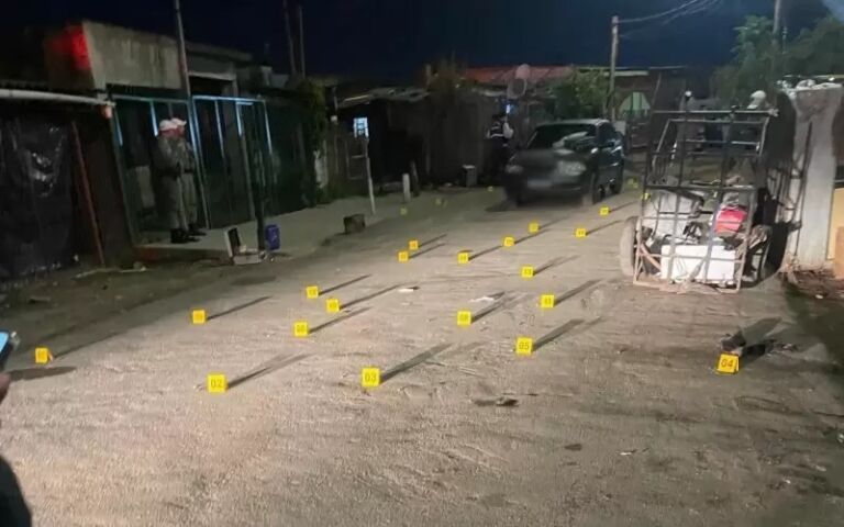 Criminosos matam cinco pessoas para intimidar rivais