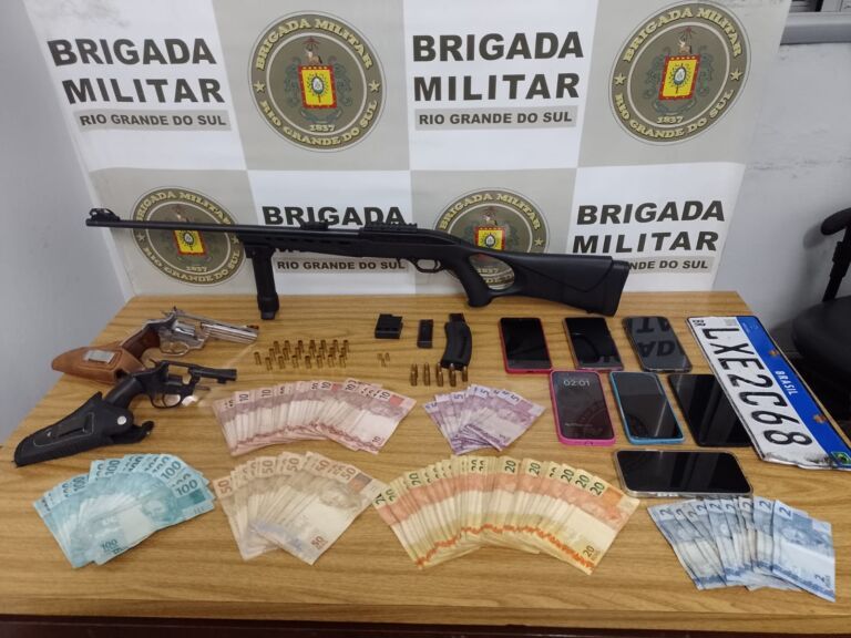 Após denuncias de tiros, criminosos são presos com armas e munições em Nova Santa Rita