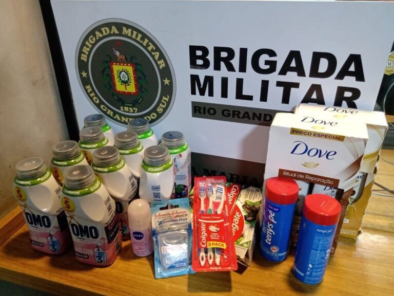 Mulher é presa furtando mercado; Filhos de 5 e 7 anos estavam junto