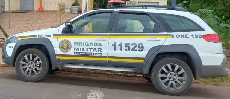 Adolescente de 13 anos é agredida com chutes no rosto pelo padrasto