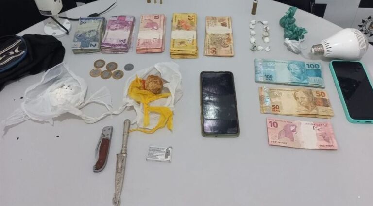 Sogro e nora são presos vendendo drogas