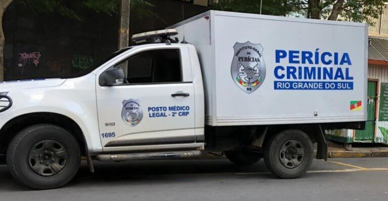 Jovem é morto a tiros dentro de hamburgeria