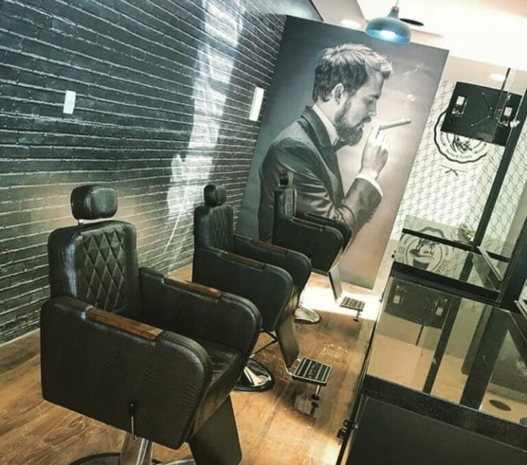 Rede de barbearias é investigada por lavagem de dinheiro feita por criminosos