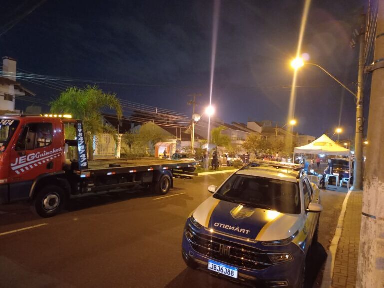 Mais de 10 motoristas de Canoas são flagrados bêbados em blitz