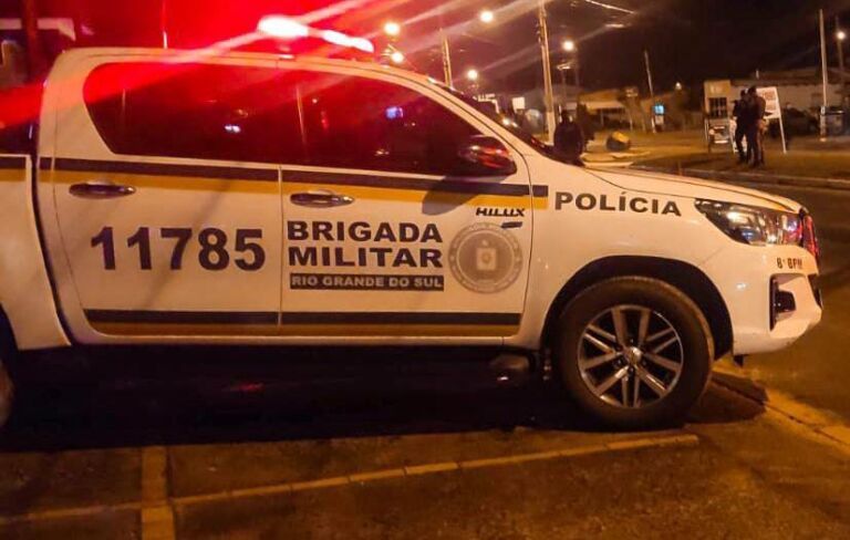 Homem morre após ser atropelado por carro
