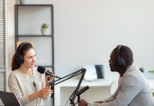 Empresas começam a investir em podcast