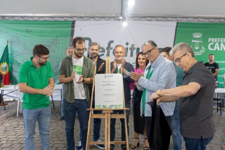 Mais de 500 pessoas são atendidas durante Prefeitura na Rua em Canoas