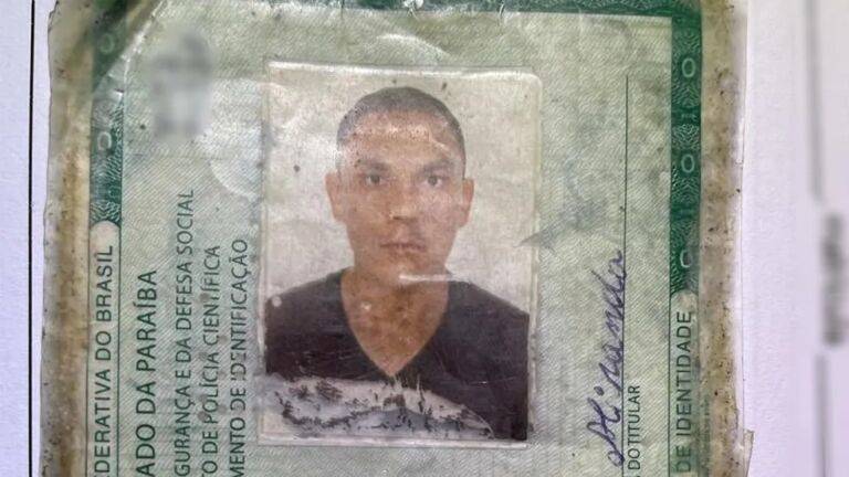 Homem é morto a facadas durante briga