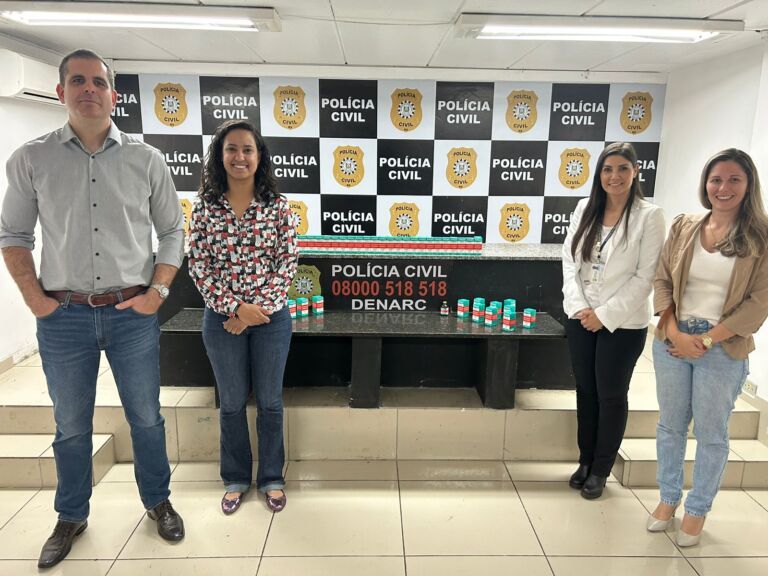 Polícia Civil doa medicamentos para atender animais em comunidades carentes