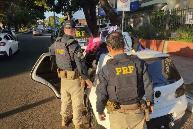 Três mulheres são presas após furtarem mais de R$ 3 mil em roupas