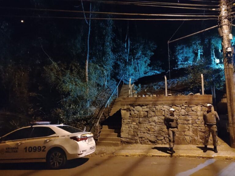 Homem é morto com diversos tiros na cabeça e nas costas