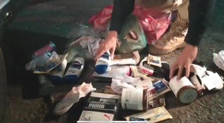 Três mulheres são presas após furtar barras de chocolate, roupas e cosméticos em Canoas 