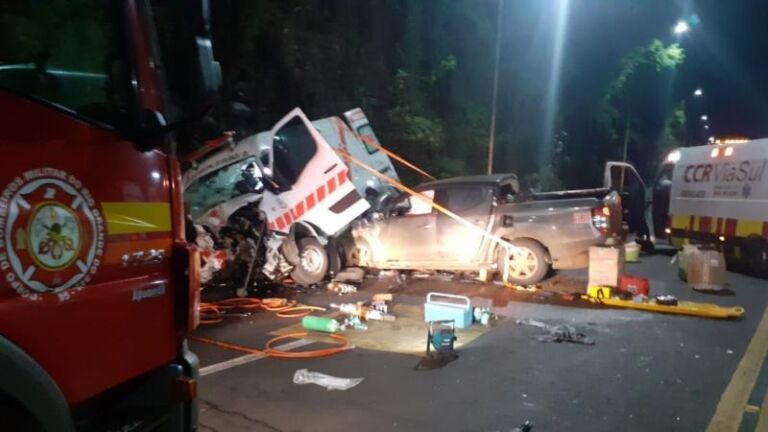 Técnica de enfermagem morre após acidente com ambulância