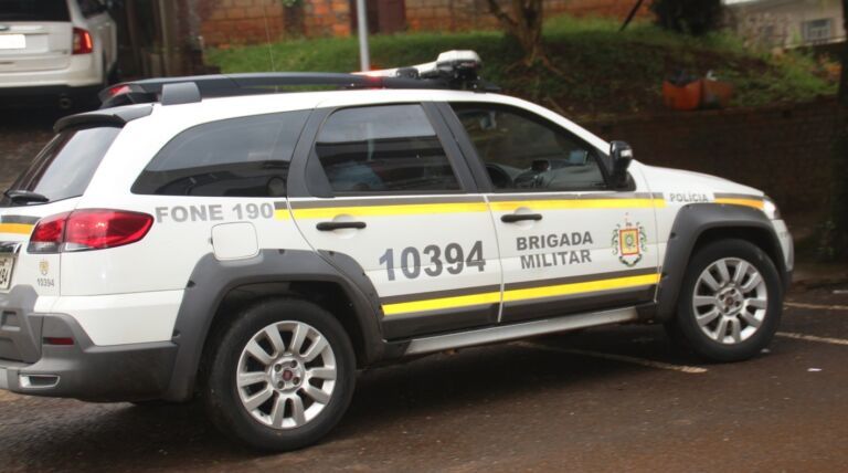 POLÍCIA: Adolescente de 17 anos mata tio a facadas