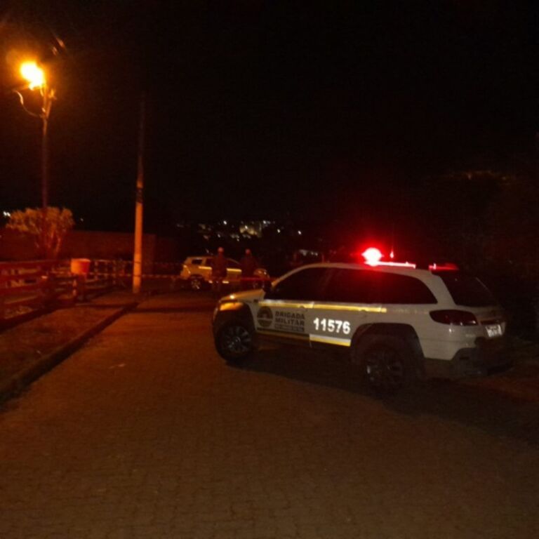 Criminosos fogem após matar homem a tiros