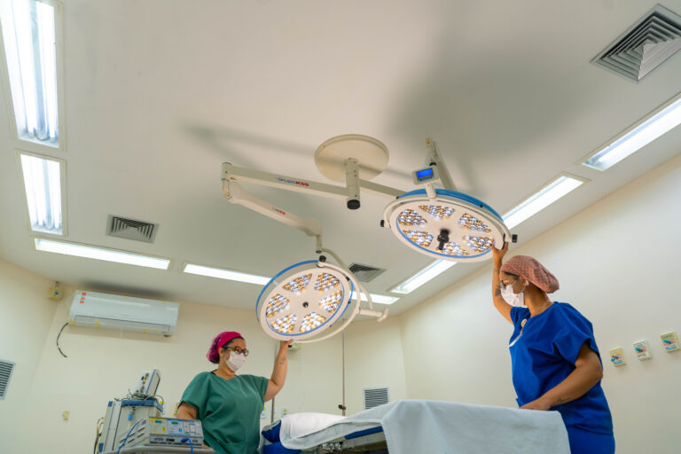 CANOAS: Gracinha retoma cirurgias após reforma de estragos causados pelo temporal