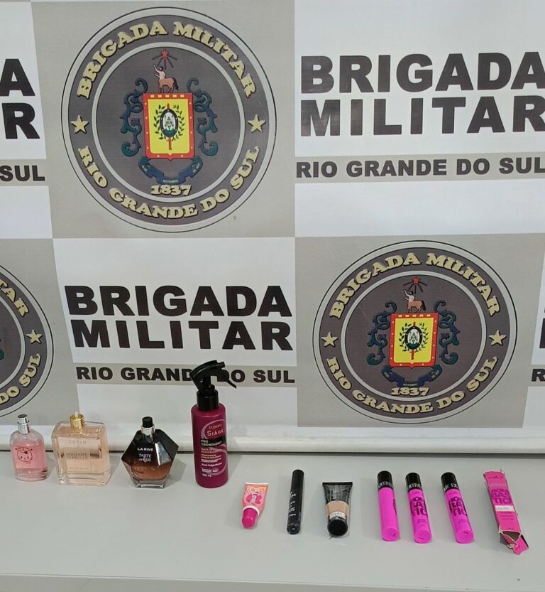 VAIDADE TEVE PREÇO: Mulher é presa após furtar rímel, base, hidratante, laquê e até perfume de farmácia