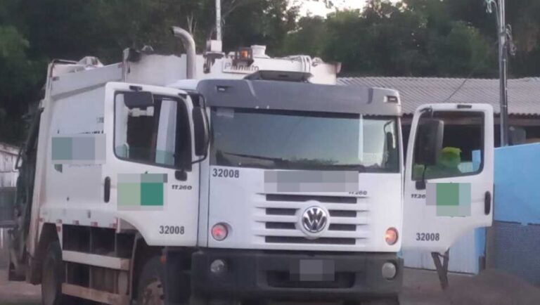 ESTAVA TRABALHANDO: Homem morre atropelado por caminhão de lixo