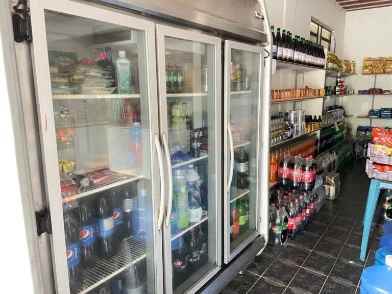 CANOAS: Comerciantes contabilizam prejuízos após 12 horas sem luz