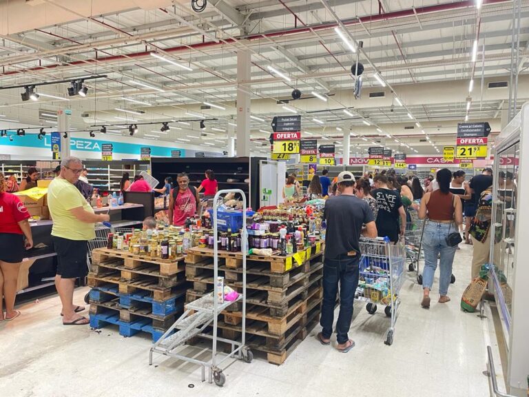 CARREFOUR: Filiais fazem saldão com descontos de até 70%; Saiba quais