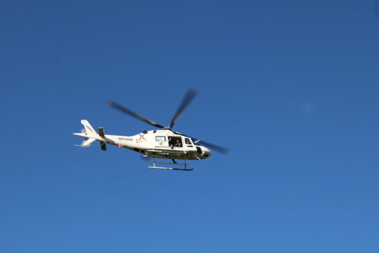 CANOAS: Polícia usa helicóptero em operação para combater homicídios