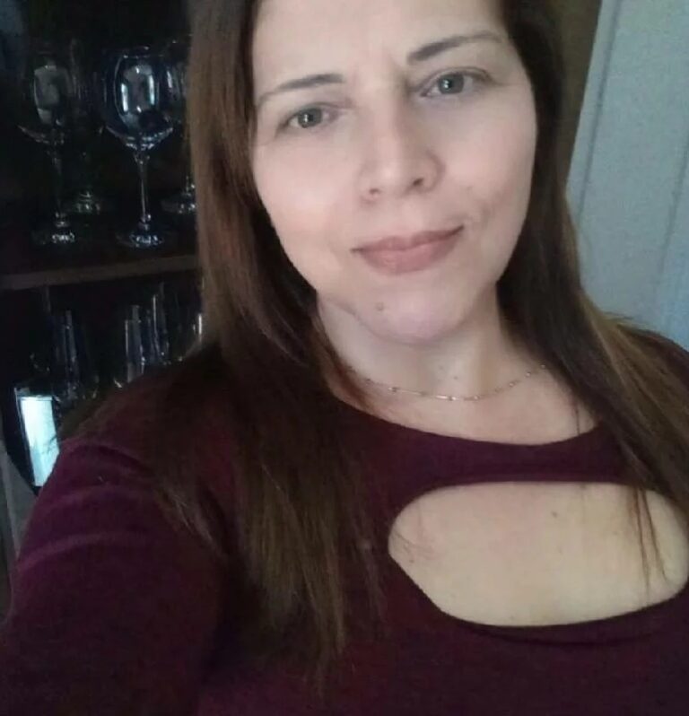 FEMINICÍDIO: Mulher tem residência invadida e é morta com cinco tiros