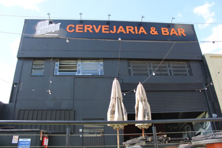 CANOAS: Cervejaria tem música ao vivo, caipirinha e mojito em dose dupla neste sábado