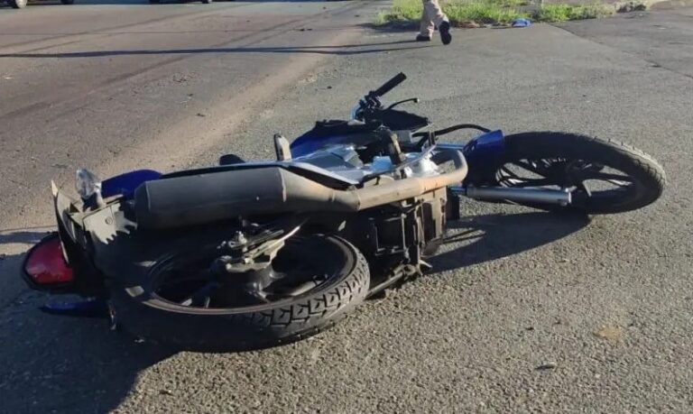 ACIDENTE DE TRÂNSITO: Motociclista morre atropelado por carreta após acidente